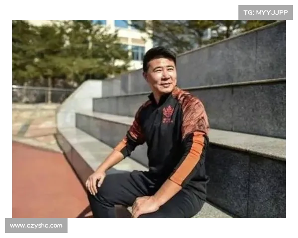 范尼斯特鲁伊担任曼联青训总监 董方卓受邀成为形象大使