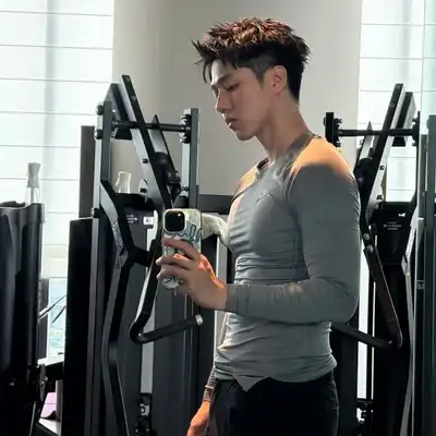 朱娜龙
